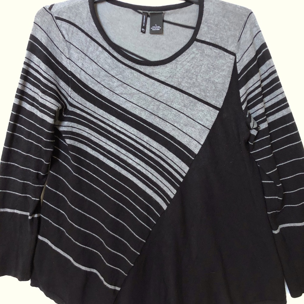 New Directions Sweater Tunic Top